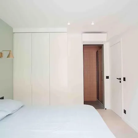Elegant With Stunning View Διαμέρισμα